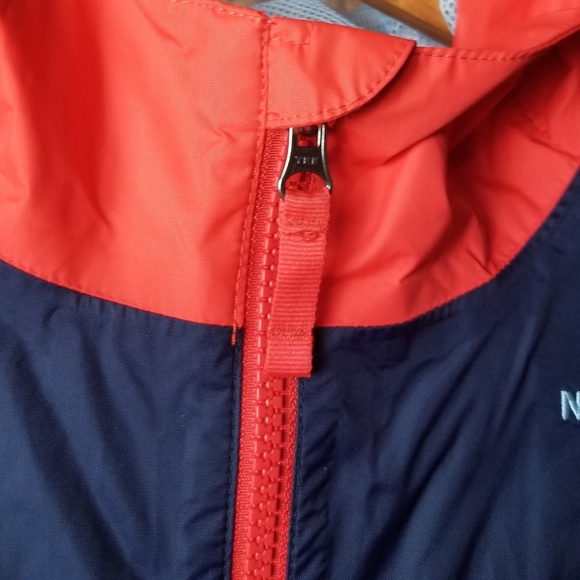 The North Face Dry Vent boys rain jacket size L - Picture 6 of 6